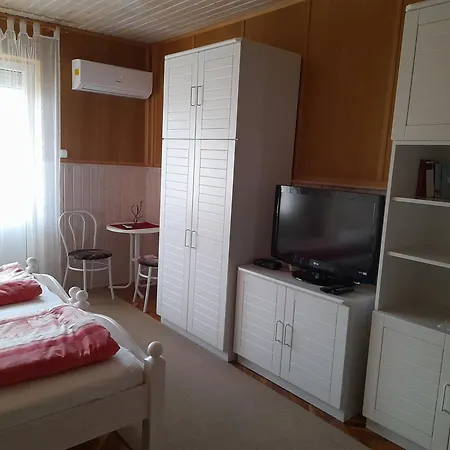 Apartment Anatan Harkany